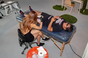 Мин Ю- Татуировки, которые звучат – боди-арт из музыки №04 - фото tatufoto.com