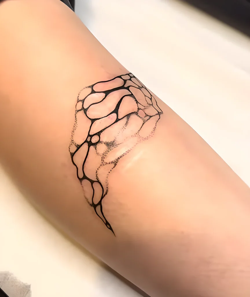 Мастер кавер-ап тату взрывает TikTok 2025 №20 - tatufoto.com