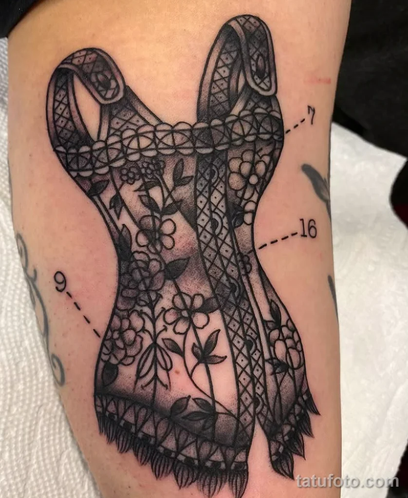 Значение тату корсет - пример рисунка тату №17 - tatufoto.com