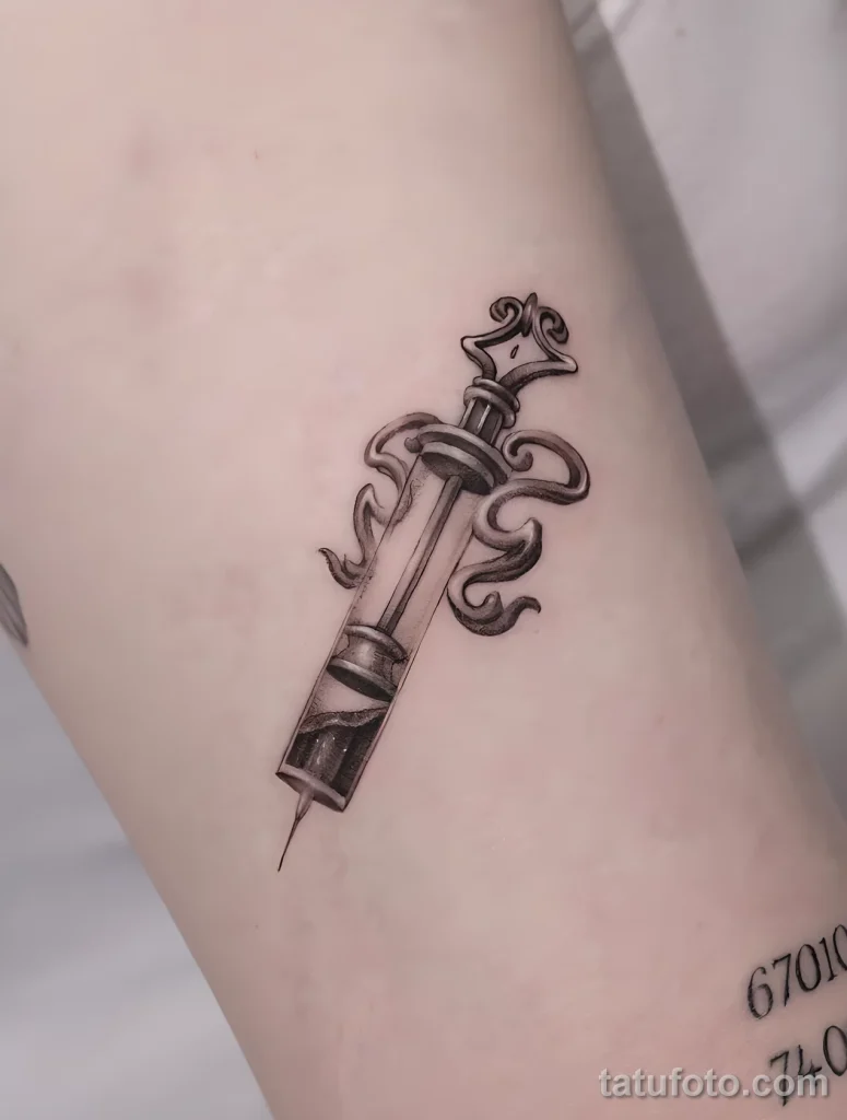 Значение тату шприц - пример рисунка тату №40 - tatufoto.com