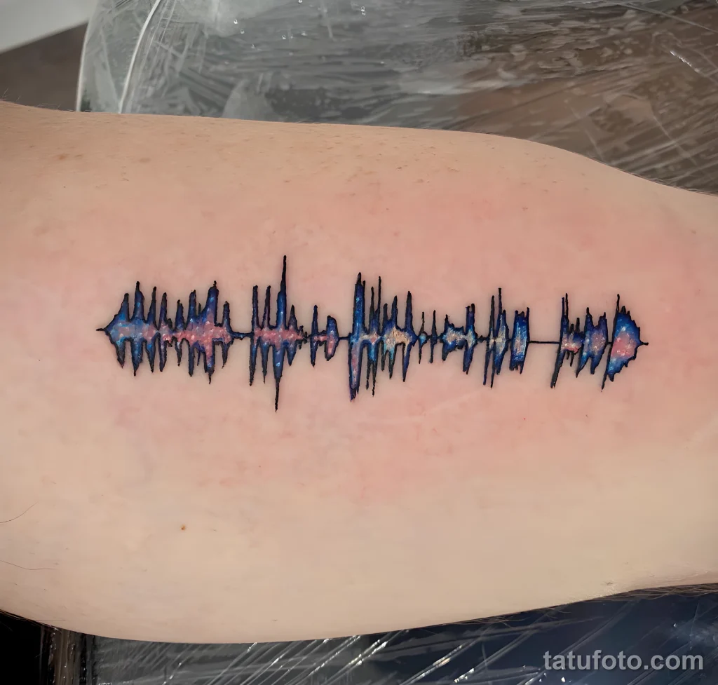 Пример рисунка тату Звуковая волна №04 - tatufoto.com