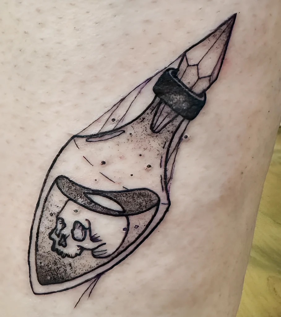 тату-бутылочка-с-зельем-пример-рисунка-тату-для-tatufoto-com-20