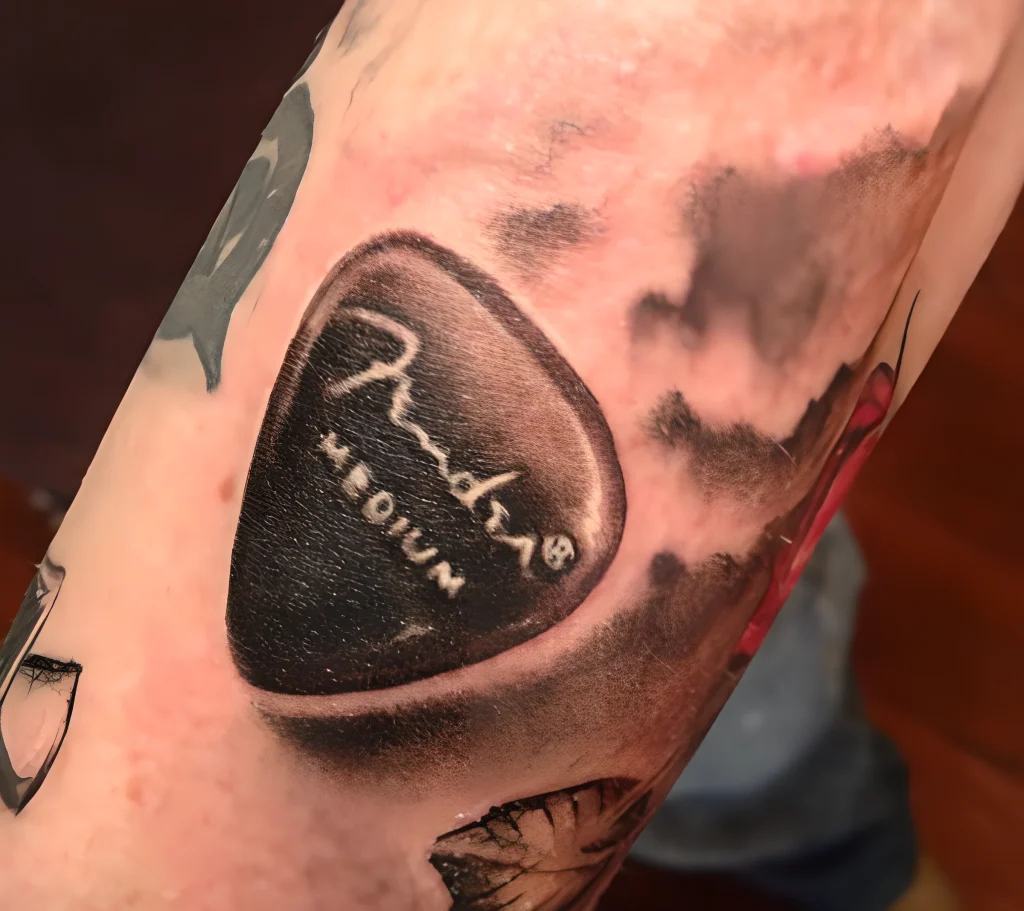 тату-медиатор-пример-рисунка-тату-для-tatufoto-com-13