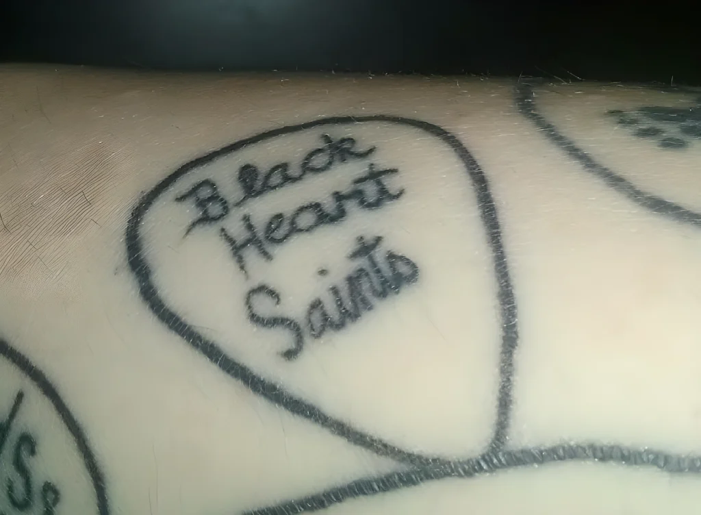 тату-медиатор-пример-рисунка-тату-для-tatufoto-com-22