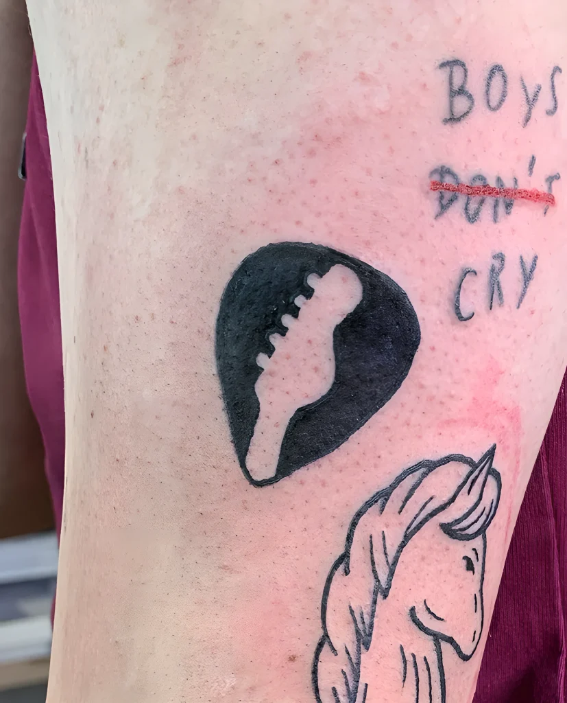 тату-медиатор-пример-рисунка-тату-для-tatufoto-com-24