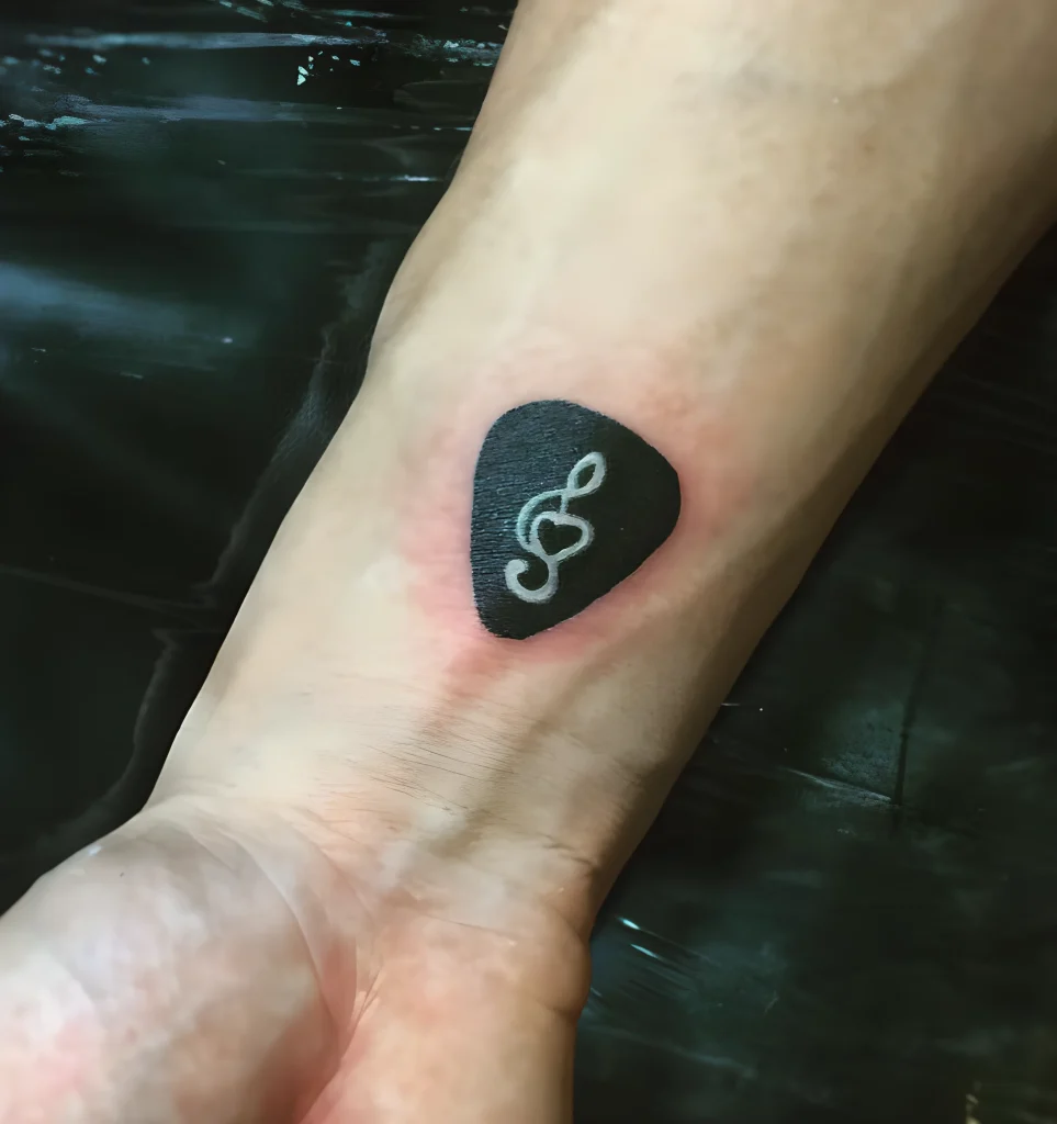 тату-медиатор-пример-рисунка-тату-для-tatufoto-com-7