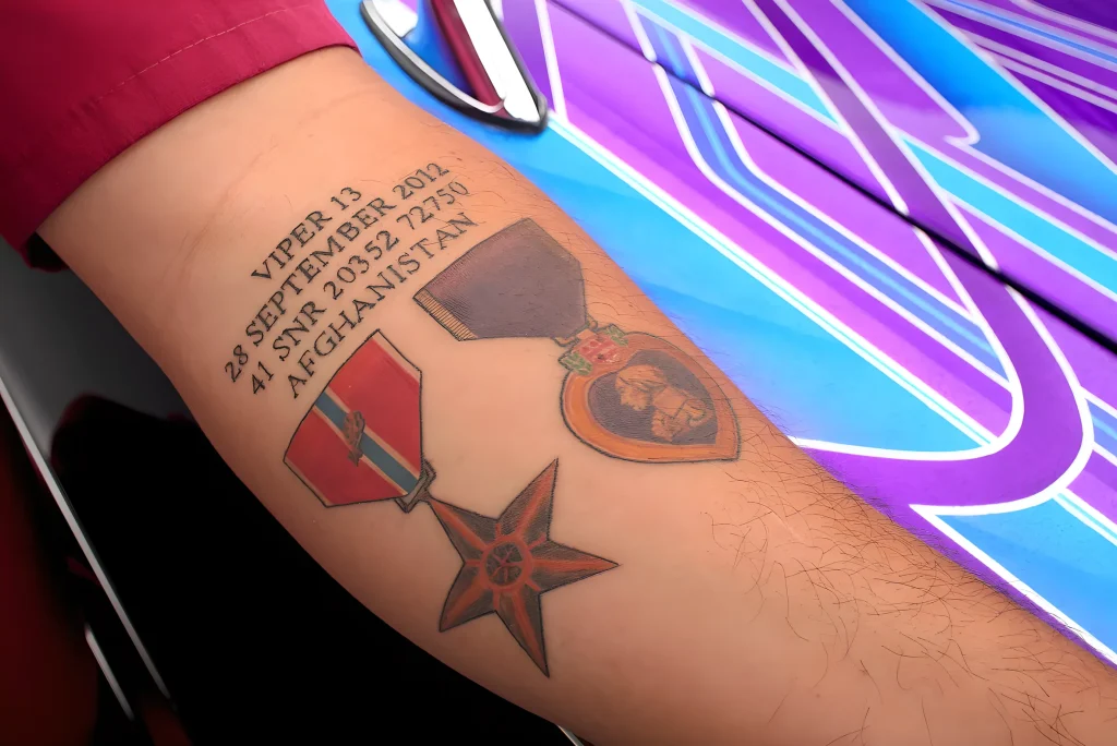 тату-орден-или-медаль-пример-рисунка-тату-для-tatufoto-com-41