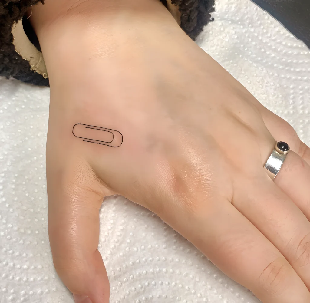 тату-скрепка-пример-рисунка-тату-для-tatufoto-com-5
