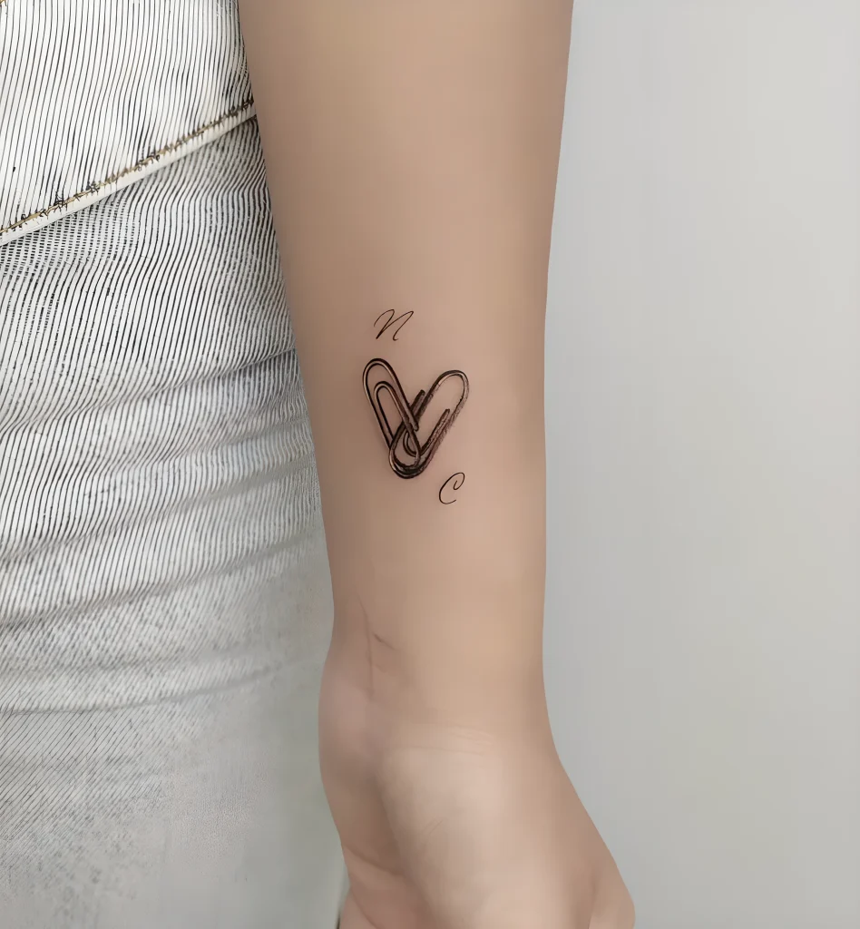 тату-скрепка-пример-рисунка-тату-для-tatufoto-com-7
