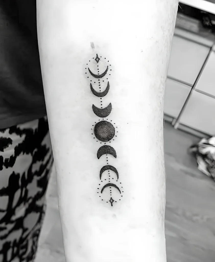 тату-фазы-луны-пример-рисунка-тату-для-tatufoto-com-6