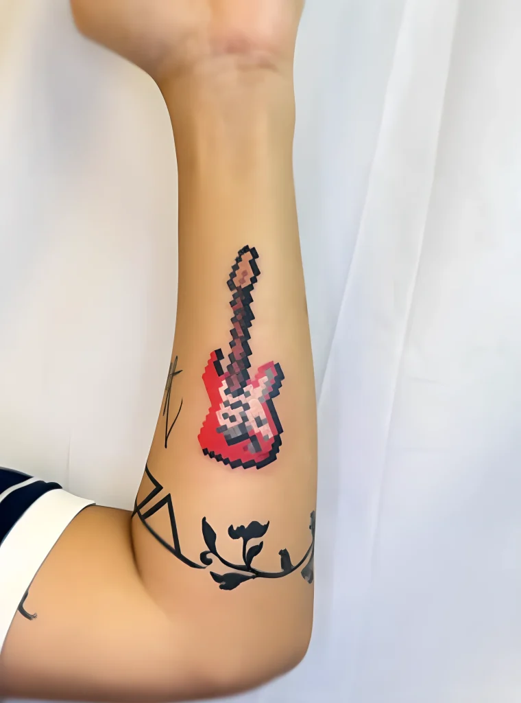 тату-электрогитара-пример-рисунка-тату-на-фото-для-tatufoto-com-1