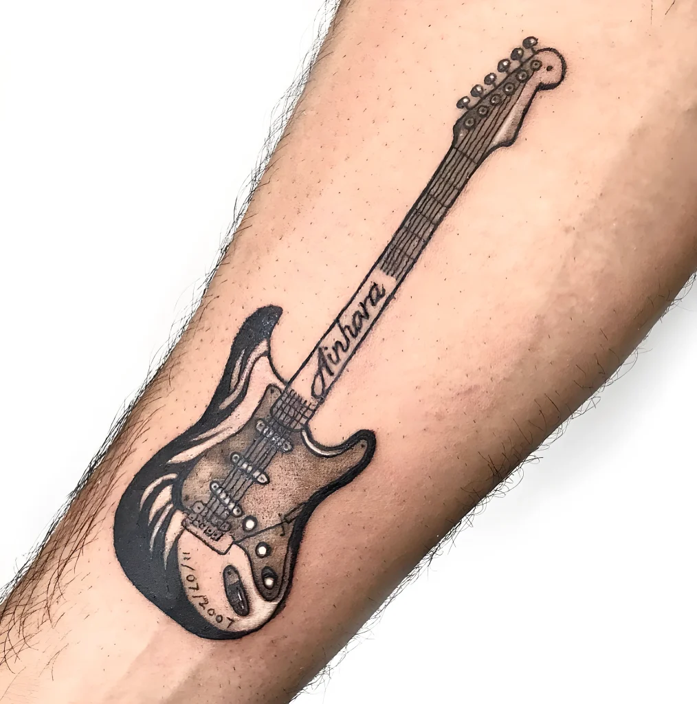 тату-электрогитара-пример-рисунка-тату-на-фото-для-tatufoto-com-17