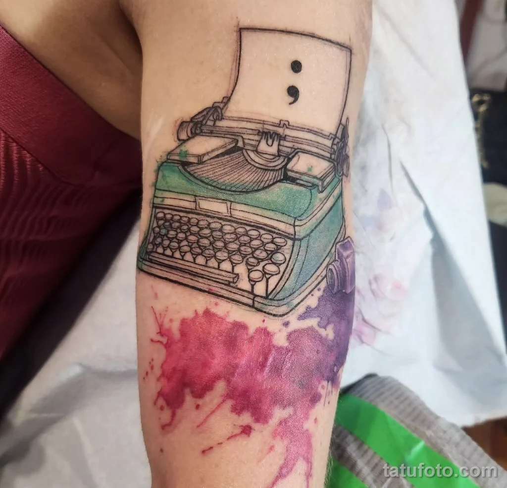 Пример рисунка тату пишущая машинка №12 - tatufoto.com