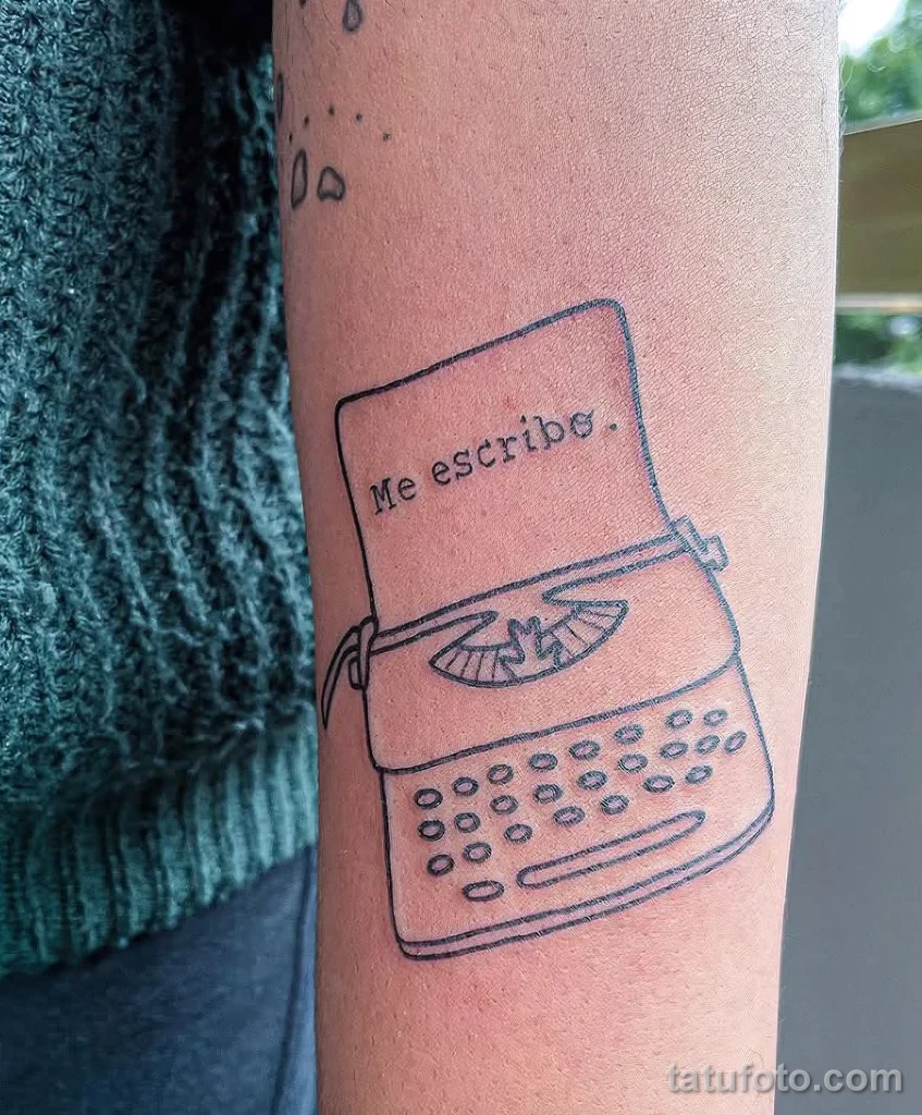 Пример рисунка тату пишущая машинка №22 - tatufoto.com