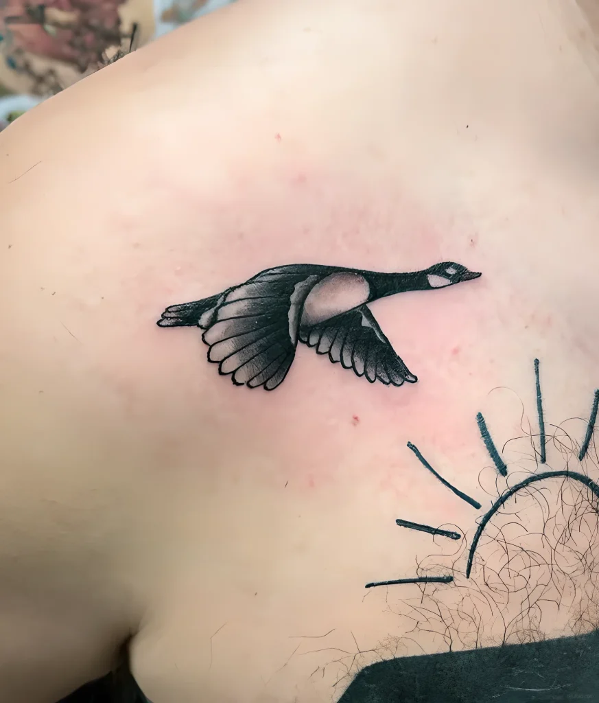 тату-гусь-пример-рисунка-тату-для-tatufoto-com-62