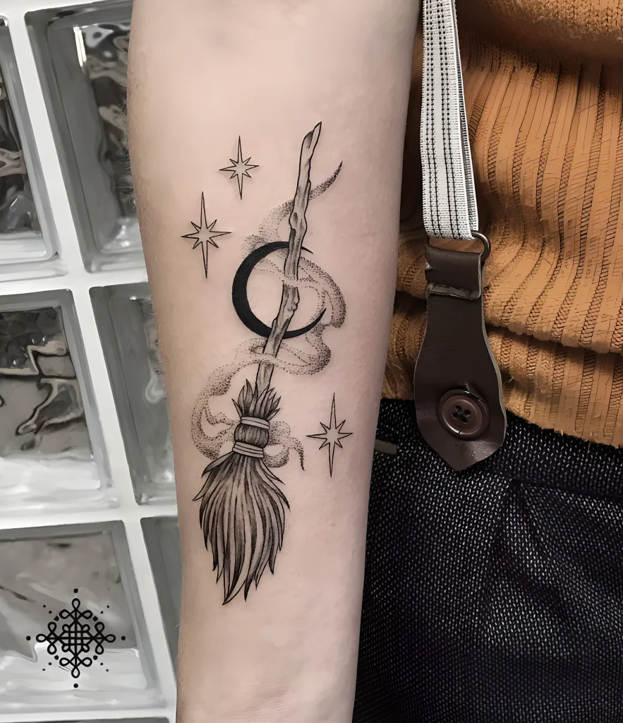 тату-метла-ведьмы-пример-рисунка-тату-для-tatufoto-com-14