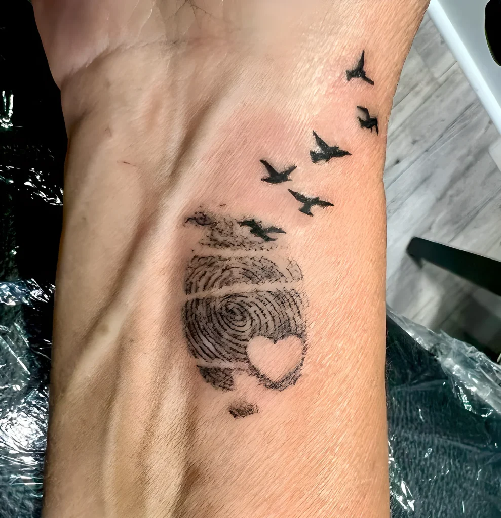 тату-отпечаток-пальца-пример-рисунка-тату-для-tatufoto-com-10