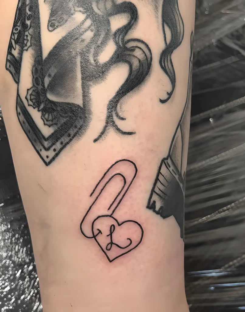 тату-скрепка-пример-рисунка-тату-для-tatufoto-com-18