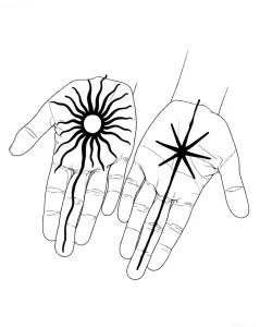 Черно-белый эскиз татуировки на ладони в виде стилизованного солнца и его лучей, тянущихся от одной руки к другой.