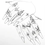 Эскиз татуировки на руке: минималистичные символы на пальцах - стрела, инь-ян, росток, геометрические фигуры и растительные элементы.