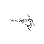 Черно-белый эскиз татуировки на ягодицу с надписью "Papi Sigue" и стилизованным изображением женского тела.