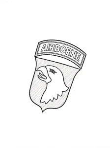 Татуировка с изображением орла с надписью AIRBORNE на фоне щита