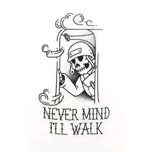 Татуировка скелета в шлеме ВДВ, выпрыгивающего из люка, с надписью "Never mind I'll walk"