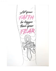 Эскиз татуировки анкх с глазом Ра, украшенный надписью 'Let your FAITH be bigger than your FEAR'