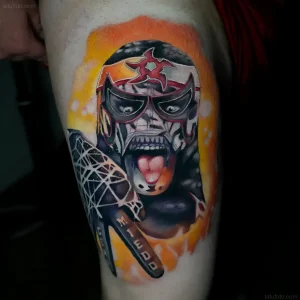 татуировка luchador с микрофоном на руке, реализм, яркий цвет