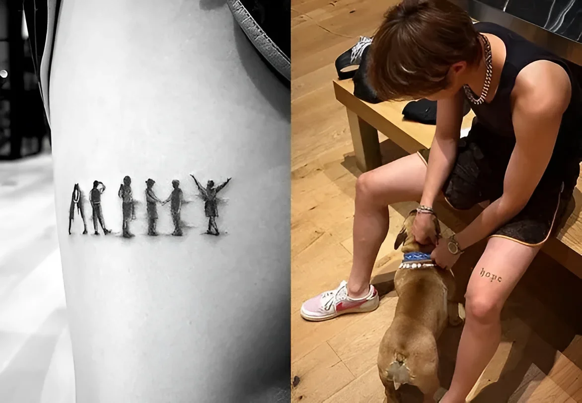 Nahaufnahme des schwarz-weißen ARMY-Tattoos, das aus den Silhouetten aller sieben BTS-Mitglieder auf J-Hopes Körper besteht; rechts sitzt der Künstler auf einer Bank und streichelt einen Hund, auf dem Oberschenkel ist die Aufschrift hope zu sehen