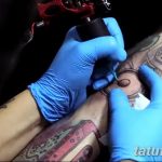 фото процесса нанесения тату 07.12.2018 №031 - tattooing process - tatufoto.com