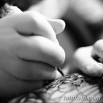 фото процесса нанесения тату 07.12.2018 №039 - tattooing process - tatufoto.com