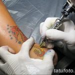 фото процесса нанесения тату 07.12.2018 №059 - tattooing process - tatufoto.com