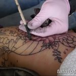 фото процесса нанесения тату 07.12.2018 №096 - tattooing process - tatufoto.com