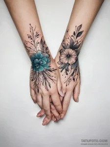 Tattoo sketch a pair of hands clasped firmly,... - эскиз тату (№1753885411_0, 30.07.2025 14:23) — Tatufoto.com