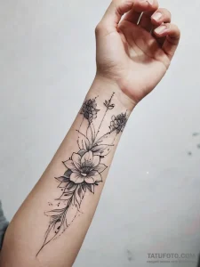 Tattoo sketch fine line of a person's wrist - эскиз тату (№1758273866_0, 19.09.2025 09:24) — Tatufoto.com
